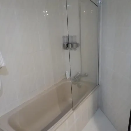 Apartamento Moderno A 2 Minutos De Plaza De Espana Daire *